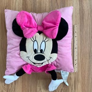 Minnie Mouse pillow +Minnie mouse blanket